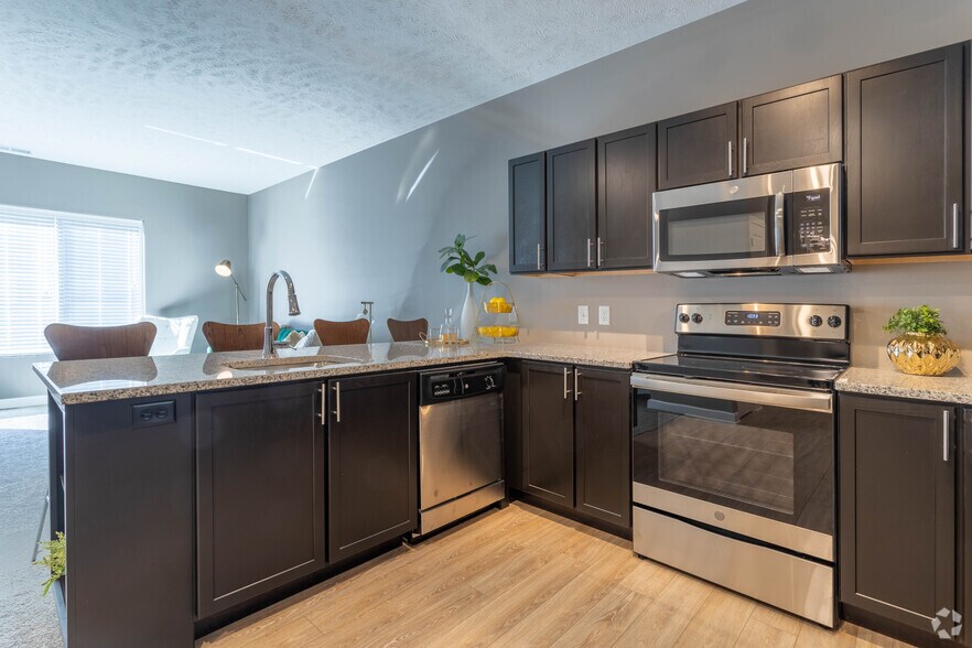 More Photos Of 4630 Leighton Ave, Lincoln Apartments For Lease