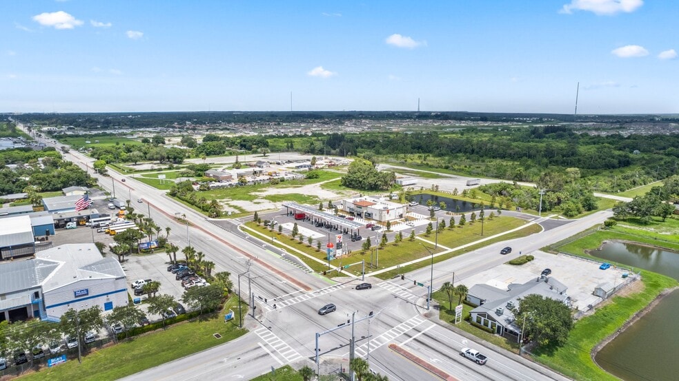 More Photos Of 5501 Orange Ave, Fort Pierce Light Distribution For Sale