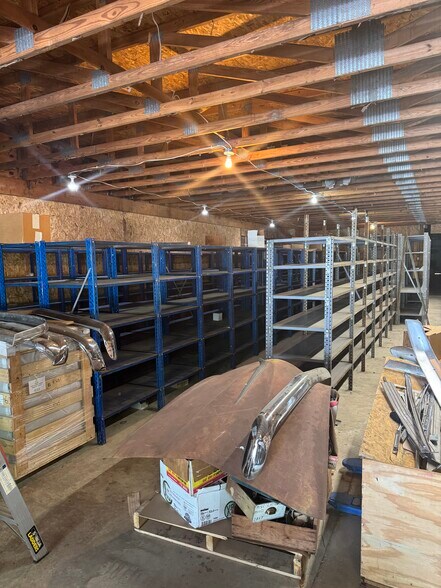 More Photos Of 111 Aiken St, Hope Light Distribution For Sale