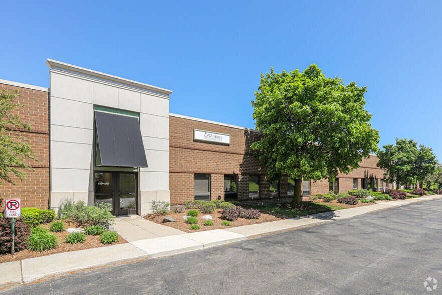Primary Photo Of 4665 44th St SE, Grand Rapids Medical For Lease