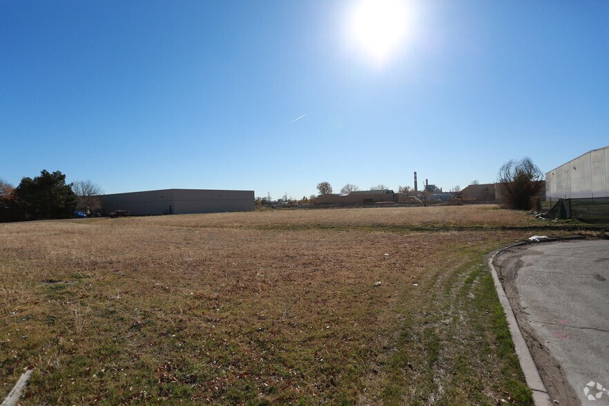 More Photos Of 1700 E 68th Ave, Denver Land For Lease