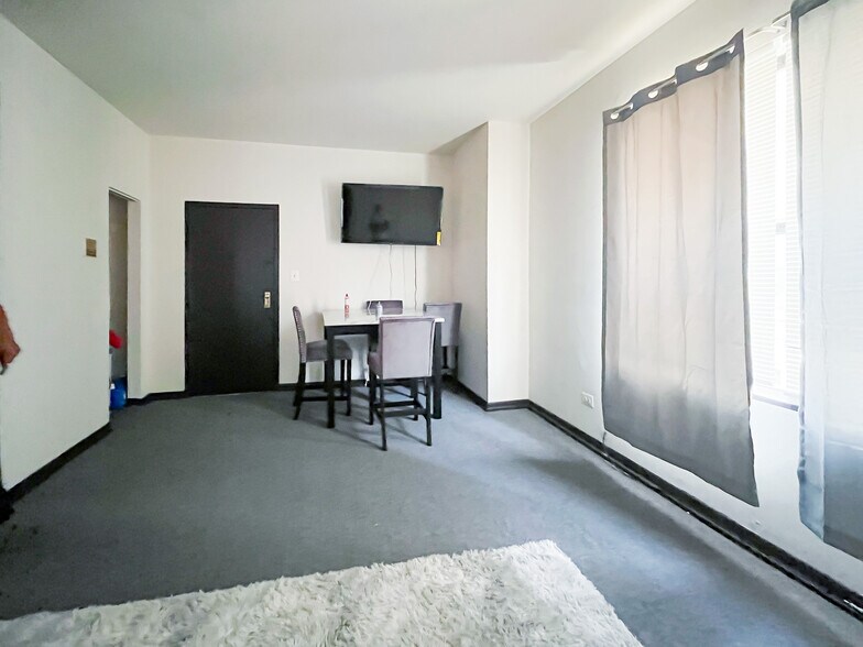 More Photos Of 16-18 N Lorel Ave, Chicago Apartments For Sale