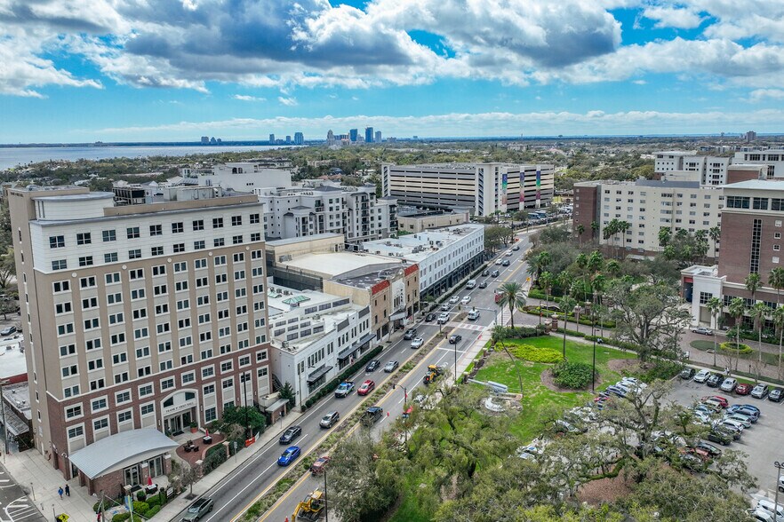 More Photos Of 442 W Kennedy Blvd, Tampa Office For Lease