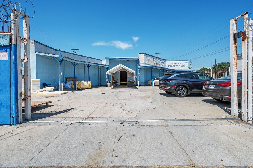 More Photos Of 1514-1520 E Slauson Ave, Los Angeles Land For Sale