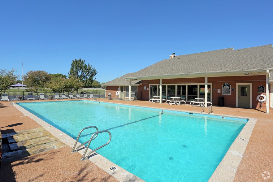 More Photos Of 6326 S 107th East Ave, Tulsa Apartments For Sale