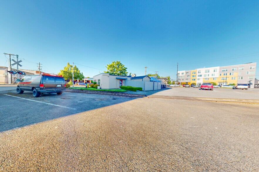 More Photos Of 416 State Ave NE, Olympia Freestanding For Lease