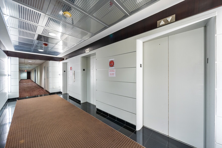 More Photos Of 2455 E Sunrise Blvd, Fort Lauderdale Unknown For Lease