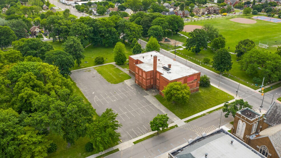 More Photos Of 8411 E Forest Ave, Detroit Schools For Sale