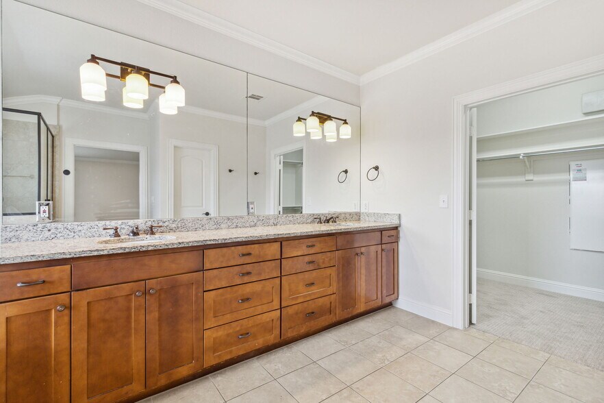 More Photos Of 4210 Prescott Ave, Dallas Apartments For Sale