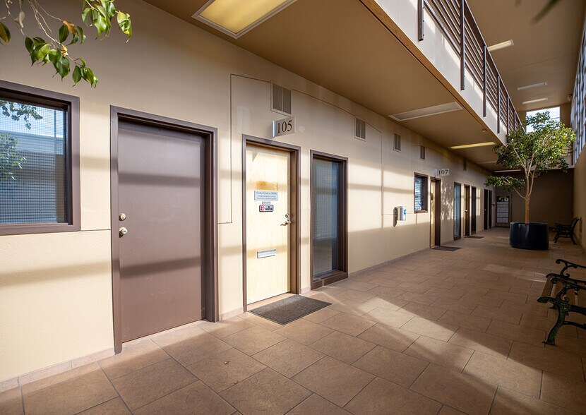 More Photos Of 4550 Eubank Blvd NE, Albuquerque Medical For Lease