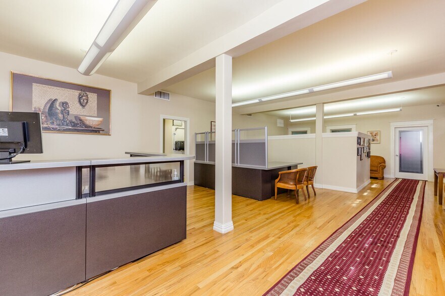 More Photos Of 3718 Mount Vernon St, Houston Office For Lease