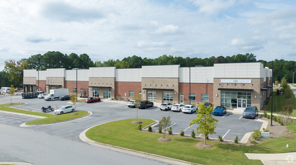 More Photos Of 2041 Energy Dr, Apex Unknown For Lease