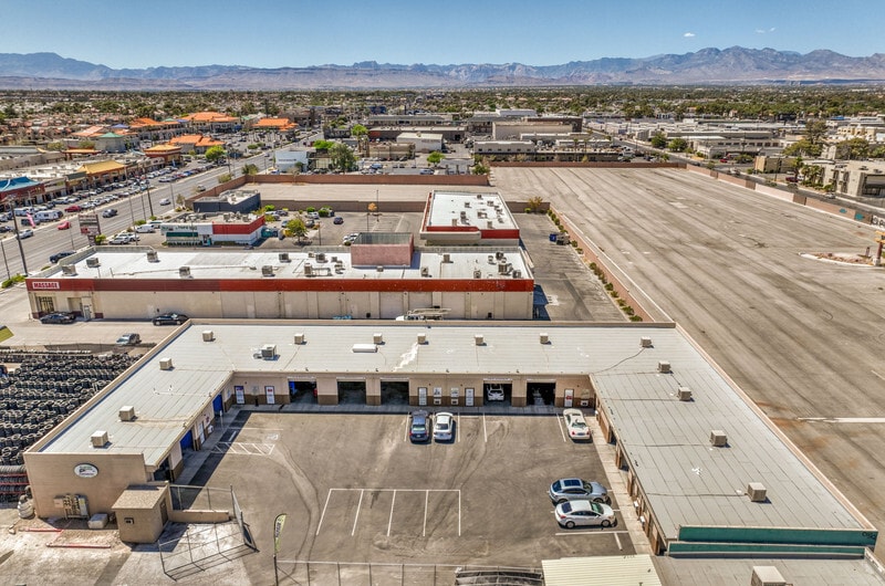 More Photos Of 3894 Spring Mountain Rd, Las Vegas Light Distribution For Sale