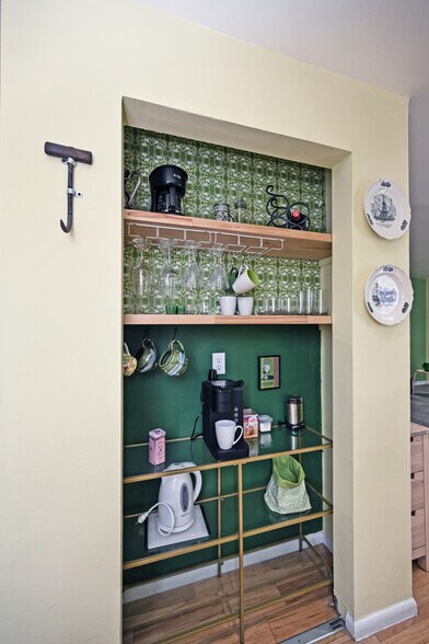 More Photos Of 118 E Liberty St, Cincinnati Apartments For Sale