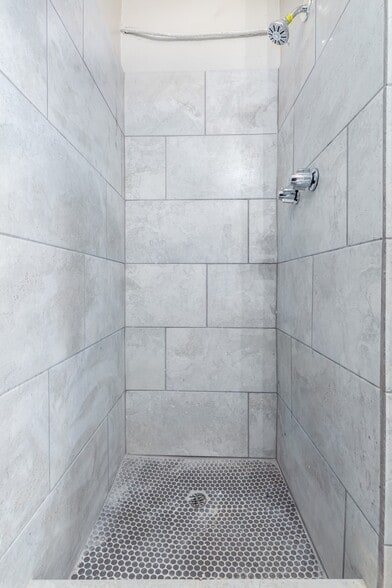 More Photos Of 120 E 33rd St, Tucson Apartments For Sale