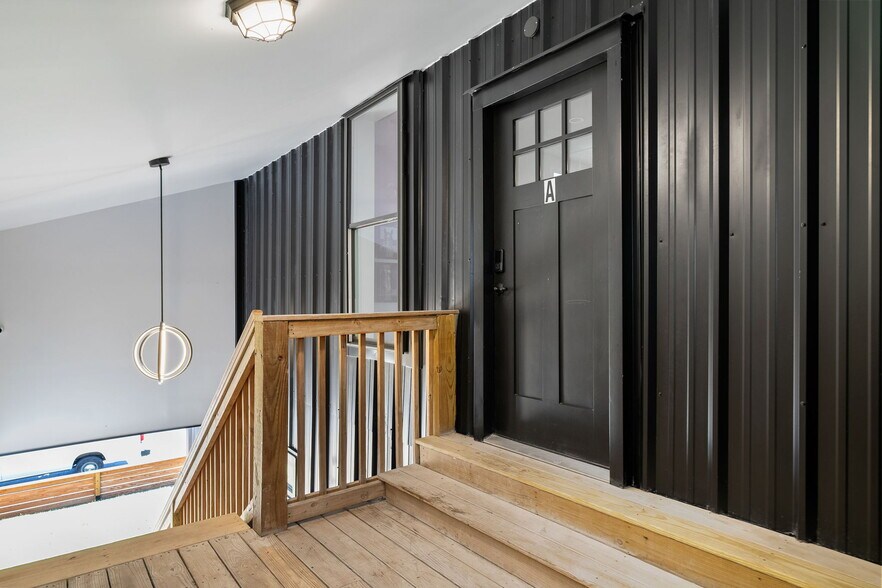 More Photos Of 1110 Logan St, Louisville Storefront Retail Residential For Sale