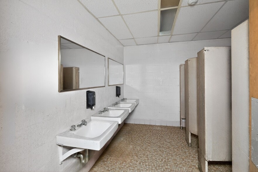 More Photos Of 37 Clove Ave, Haverstraw Religious Facility For Sale