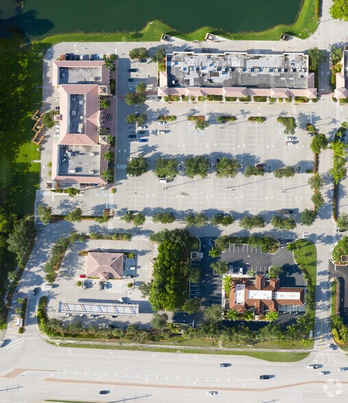 More Photos Of 2420-2500 Vanderbilt Beach Rd, Naples Unknown For Lease