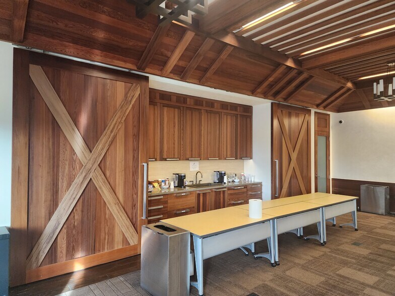 More Photos Of 645 Devlin Rd, Napa Warehouse For Sale