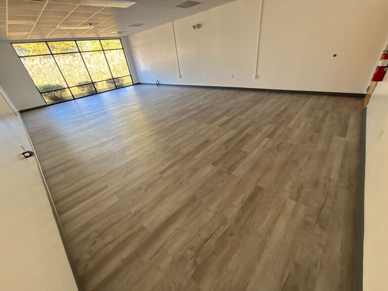 More Photos Of 30305 Vines Creek Rd, Dagsboro Specialty For Lease