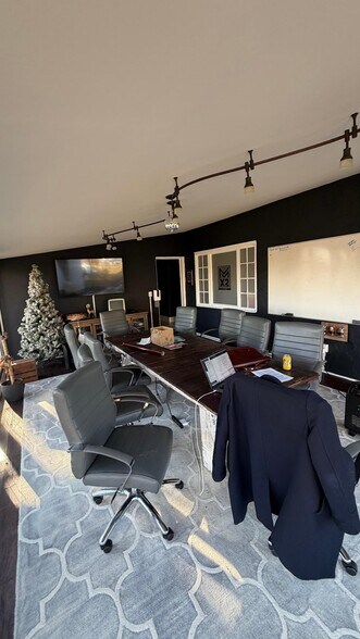More Photos Of 676 W Germantown Pike, Plymouth Meeting Office For Sale