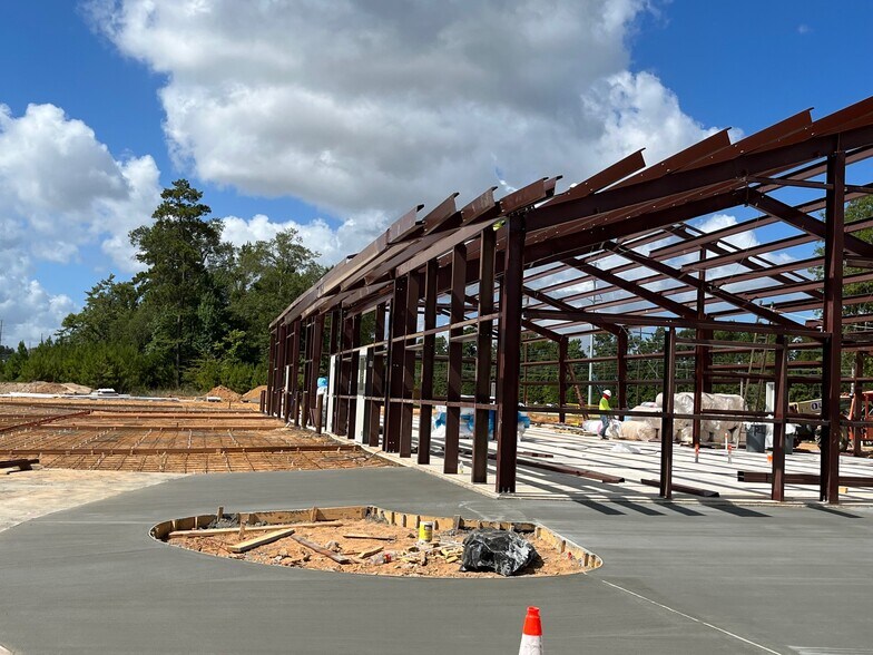 More Photos Of 0 FM 1484, Conroe Warehouse For Lease