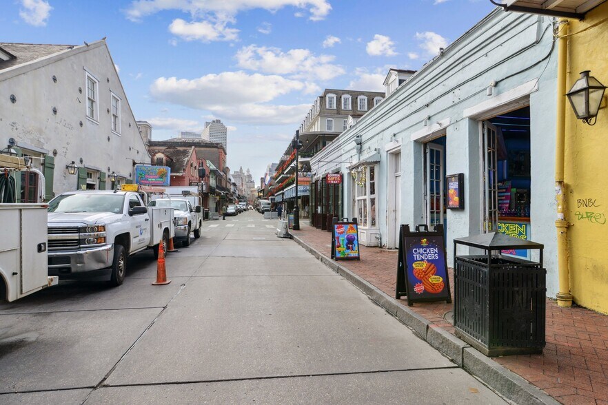 More Photos Of 609 Bourbon St, New Orleans General Retail For Lease