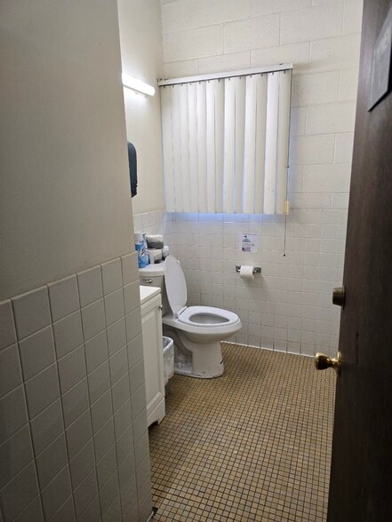 More Photos Of 4321 Lawehana St, Honolulu Land For Lease