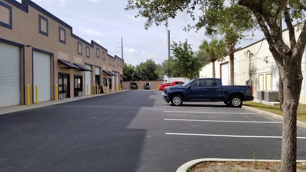 More Photos Of 932 NE 24th Ln, Cape Coral Light Manufacturing For Lease