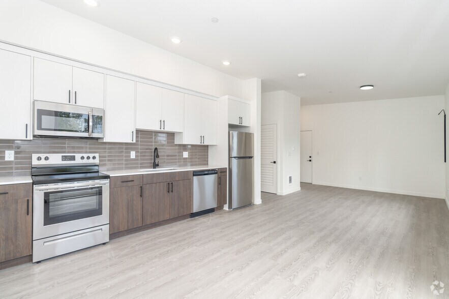 More Photos Of 3727-3755 S Hood Ave, Portland Apartments For Sale