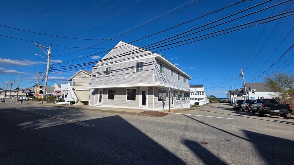 Primary Photo Of 93 W Grand Ave, Old Orchard Beach Restaurant For Sale