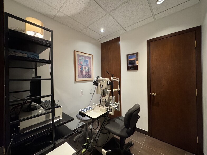 More Photos Of 139-149 Centre St, New York Medical For Sale