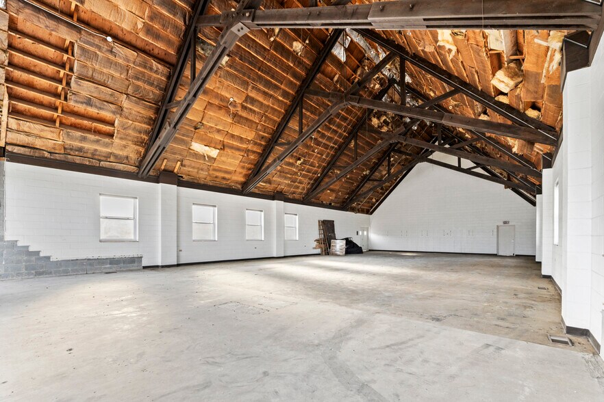 More Photos Of 3339 13th St, Ashland Lodge Meeting Hall For Sale