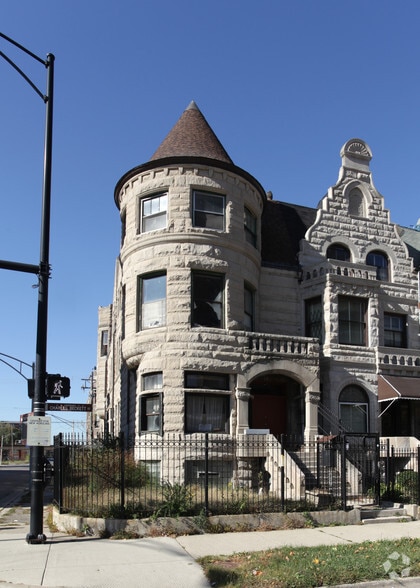 Primary Photo Of 4058 S Dr Martin L King Jr Dr, Chicago Apartments For Sale