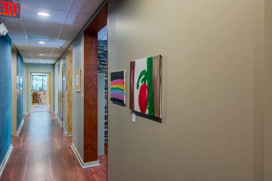 More Photos Of 5 Dunmore Ct, Hilton Head Office Residential For Sale