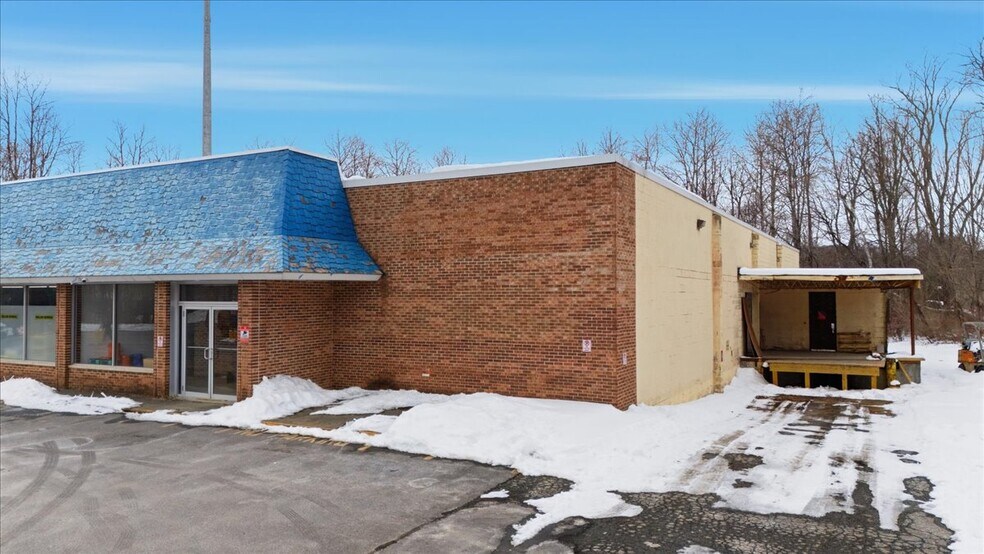 More Photos Of 1133 State Route 22, Cambridge Storefront For Sale