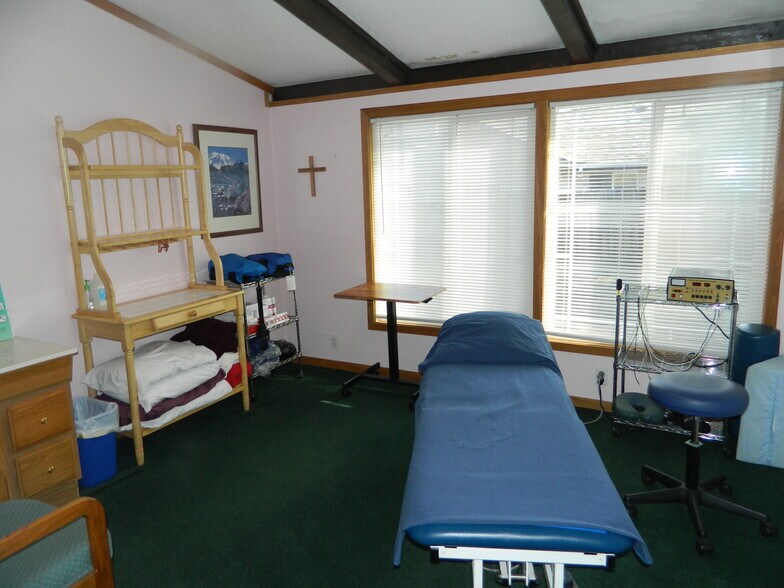 More Photos Of 2345 Biehn St, Klamath Falls Healthcare For Sale