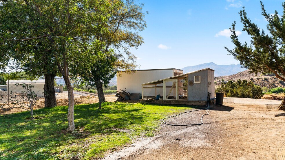 More Photos Of 4431 Escondido Canyon Rd, Acton Apartments For Sale