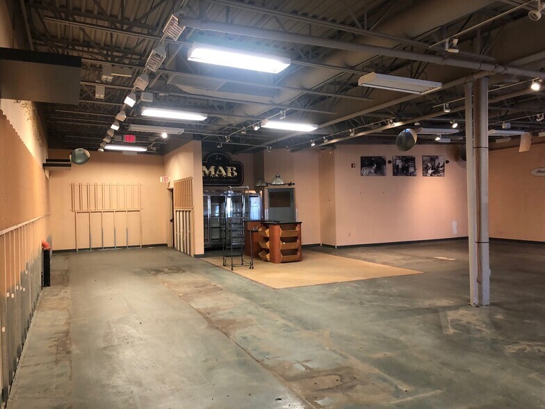 More Photos Of 385 Merrick Ave, East Meadow Medical For Sale