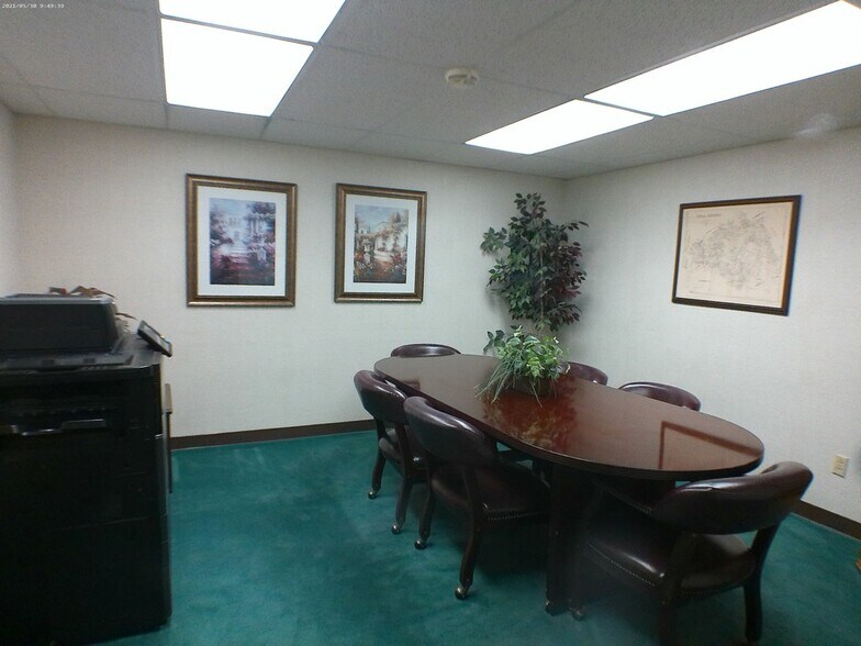 More Photos Of 603 N 8th St, Killeen Office For Sale