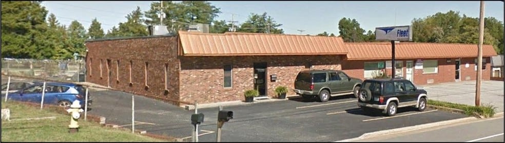 More Photos Of 808-810 W Main St, Jamestown Auto Repair For Sale