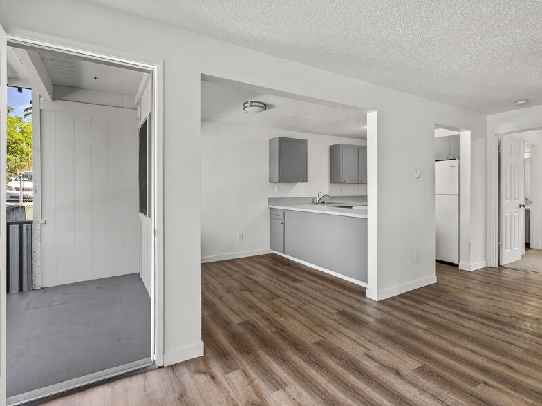 More Photos Of 210 Bethel St NE, Olympia Apartments For Sale
