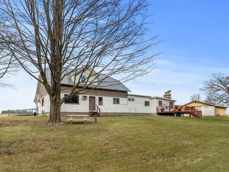 More Photos Of N4494 State Highway 42, Kewaunee Restaurant For Sale