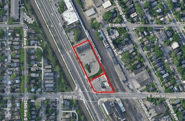 More Photos Of 3401-3435 Hiawatha Ave S, Minneapolis Warehouse For Sale