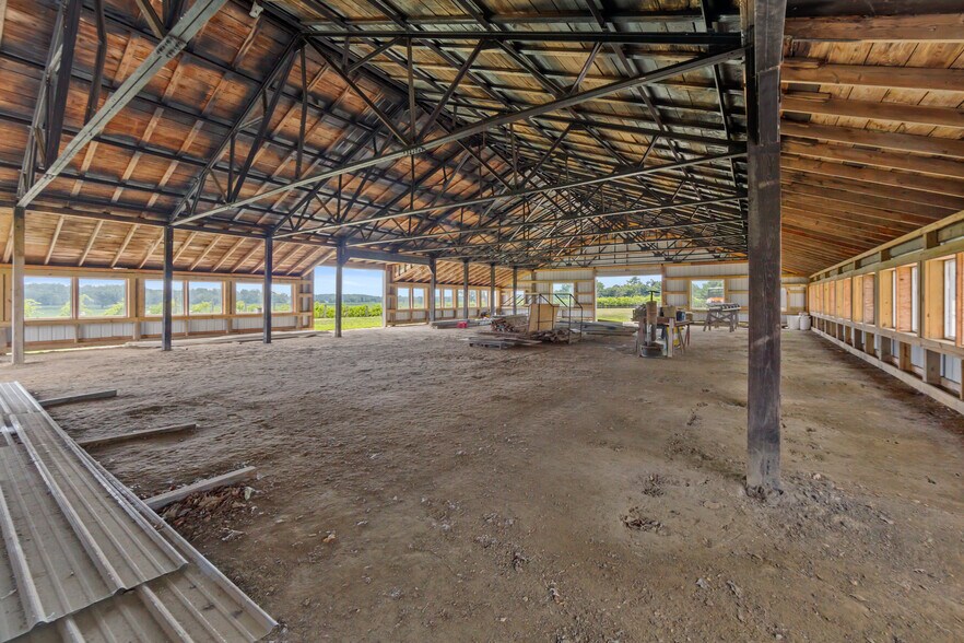 More Photos Of 27058 Mount Pleasant Rd, Columbus Winery Vineyard For Sale