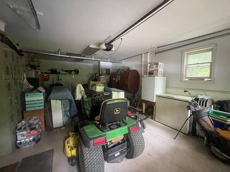 More Photos Of 853 Fairview Rd, Howard Apartments For Sale