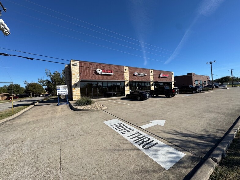 Primary Photo Of 110 N Jim Wright Fwy, Fort Worth Storefront For Lease