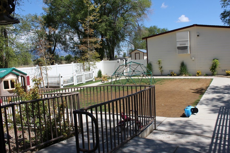 More Photos Of 1671 US Highway 395 N, Minden Office For Lease
