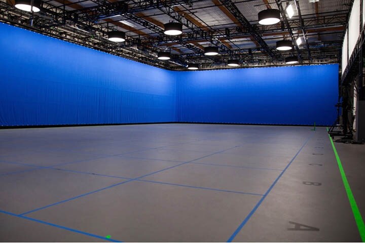 More Photos Of 330 S Alameda St, Los Angeles Light Manufacturing For Sale