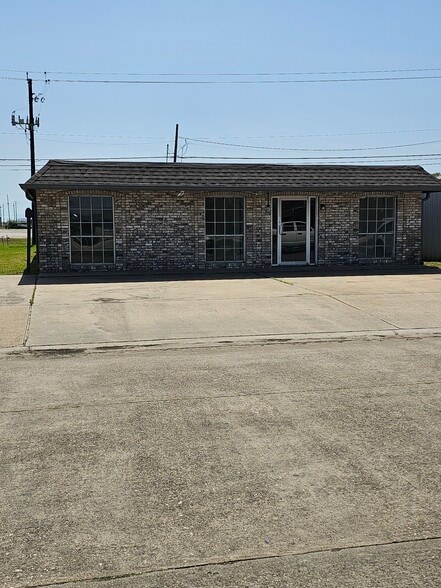 More Photos Of 1301 Avenue H, Freeport Medical For Sale